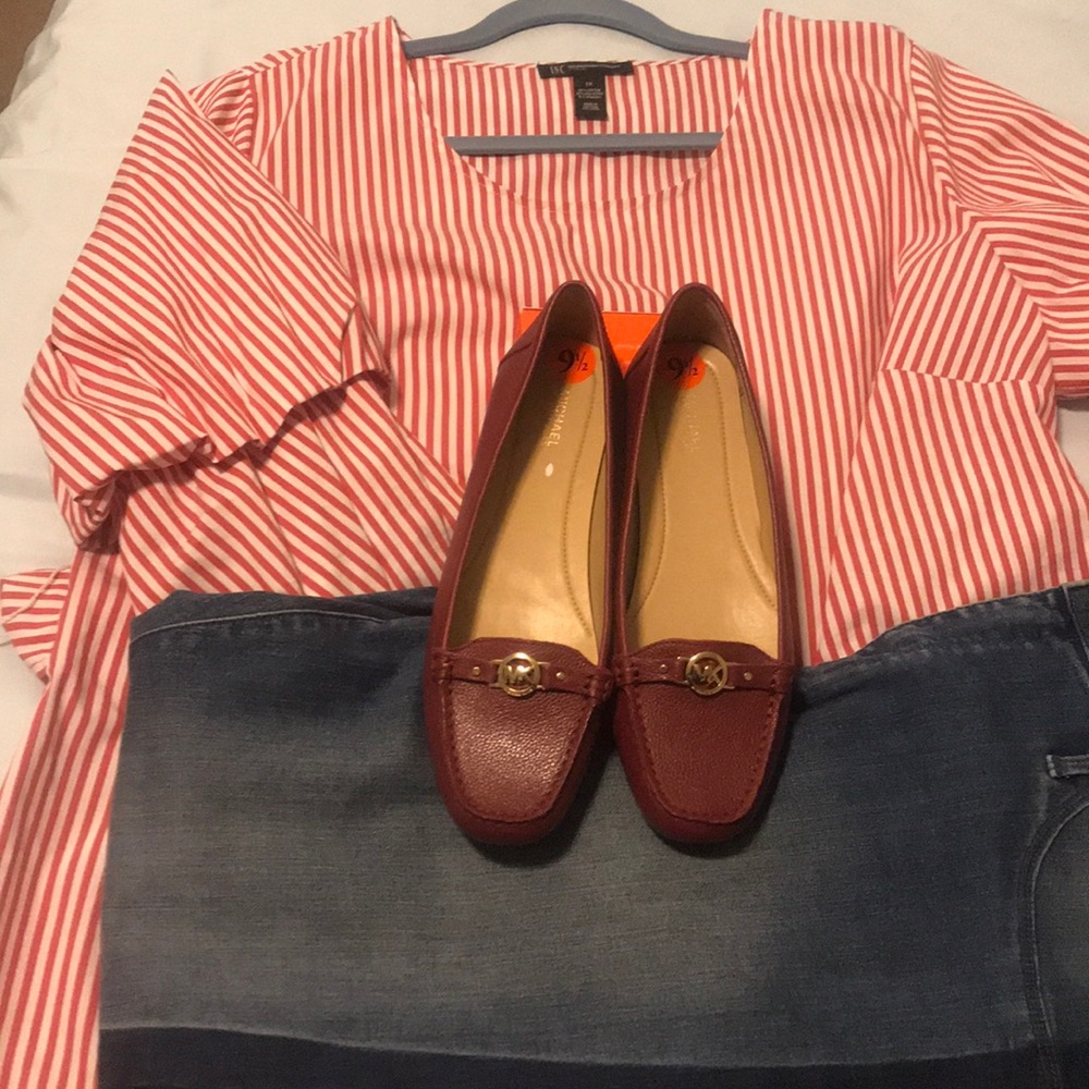 Michael Kors - Picture 2 of 8